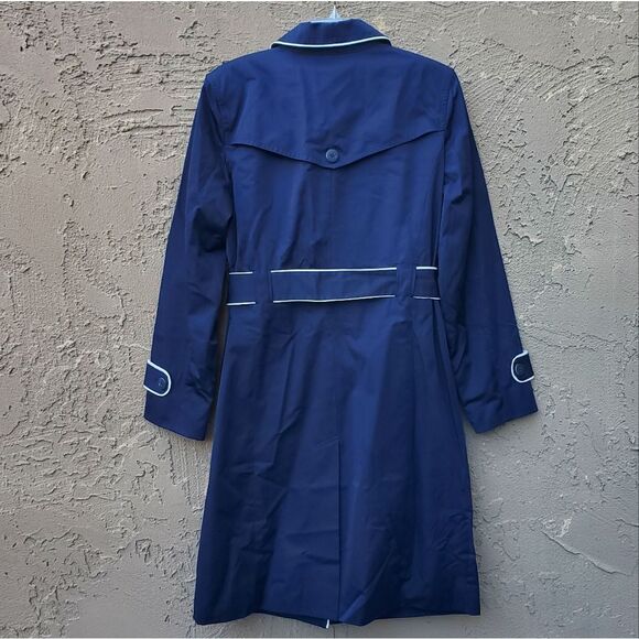 Jaclyn Smith Navy Blue and White Trench Coat - Picture 14 of 14